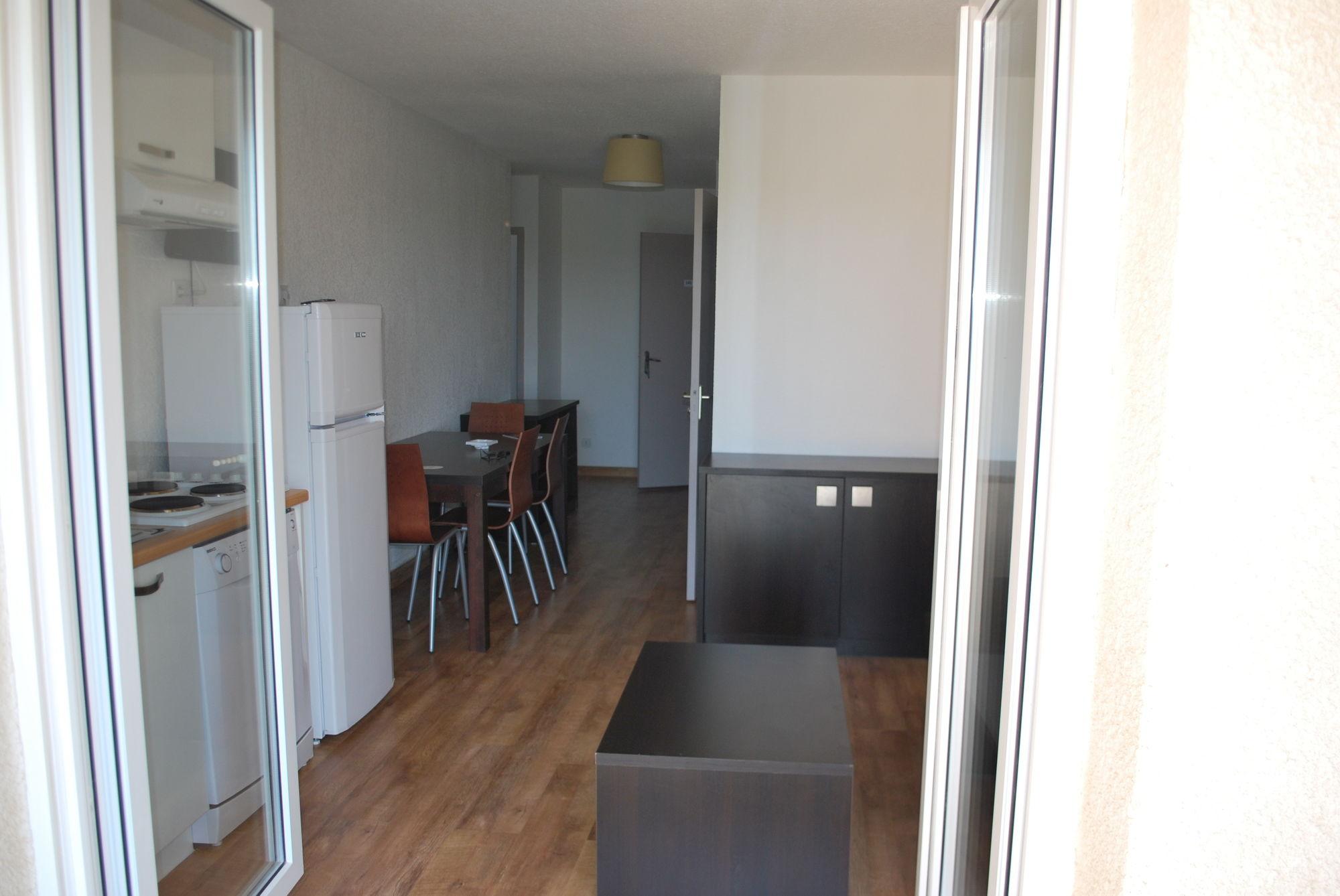 Adonis Saint Florent Exterior photo