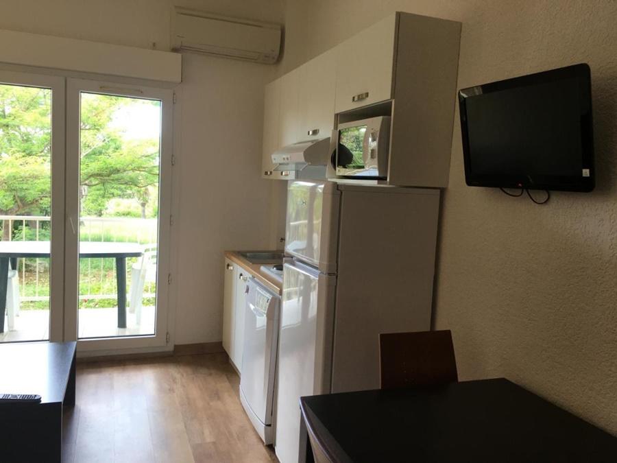 Adonis Saint Florent Exterior photo