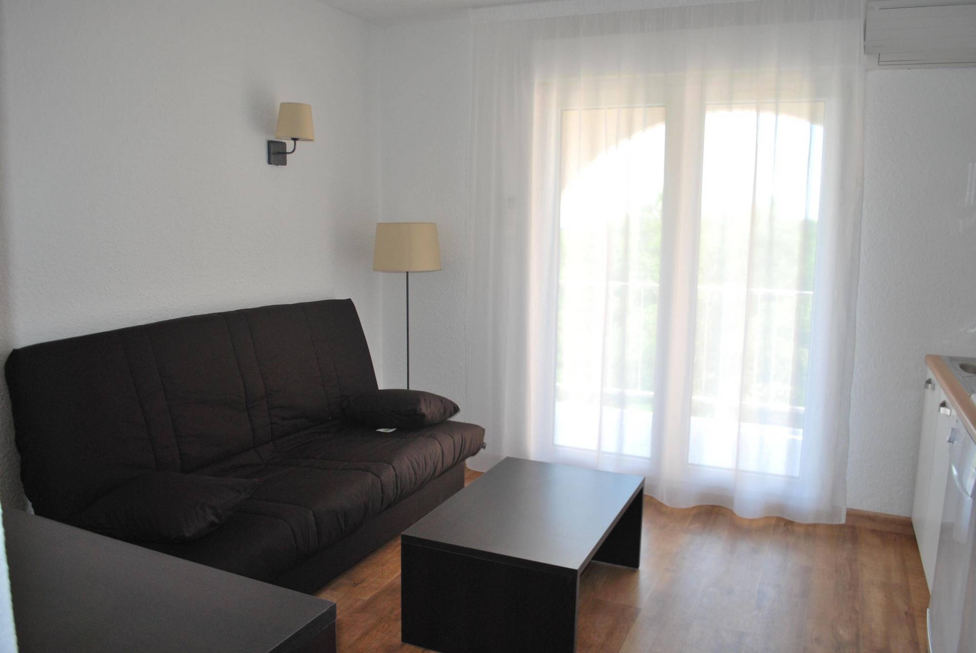 Adonis Saint Florent Exterior photo